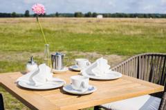 Kaffeegenuss auf der Terrasse