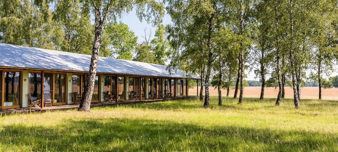 Sommerstimmung mit Lodge-Zimmern